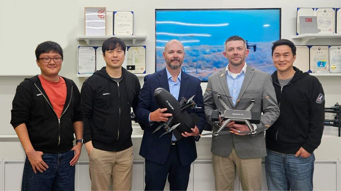 니어스랩 본사 방문한 레드 캣 경영진 (사진=니어스랩)