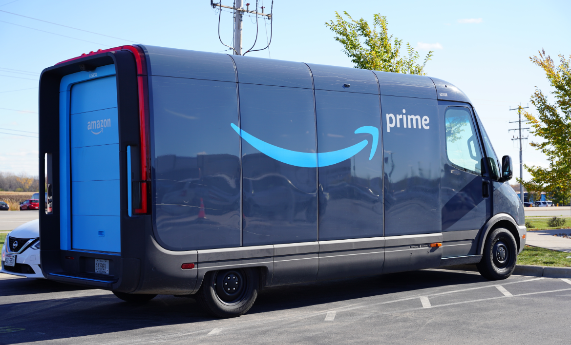 아마존 '리비안' 밴 (사진=셔터스톡)