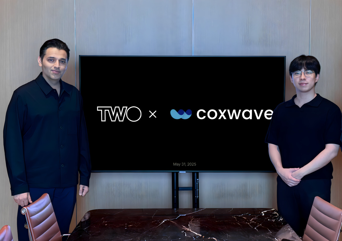 프라나브 미스트리 투플랫폼 대표(왼쪽부터), 김주원 콕스웨이브 대표 (사진=투플랫폼)