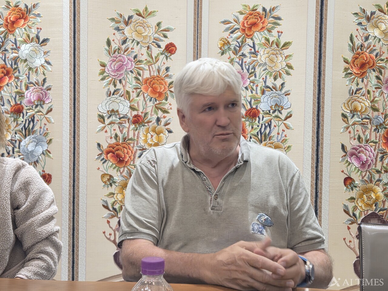 브루노 메조니에 어나더브레인 CEO가 오가닉 AI를 설명하고 있다.