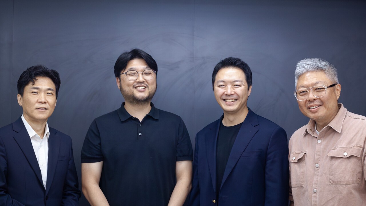 김태래 언에이아이 CMO, 김영 언에이아이 대표, 이필주 더크리스피 대표, 박민균 총괄 (사진=언에이아이)