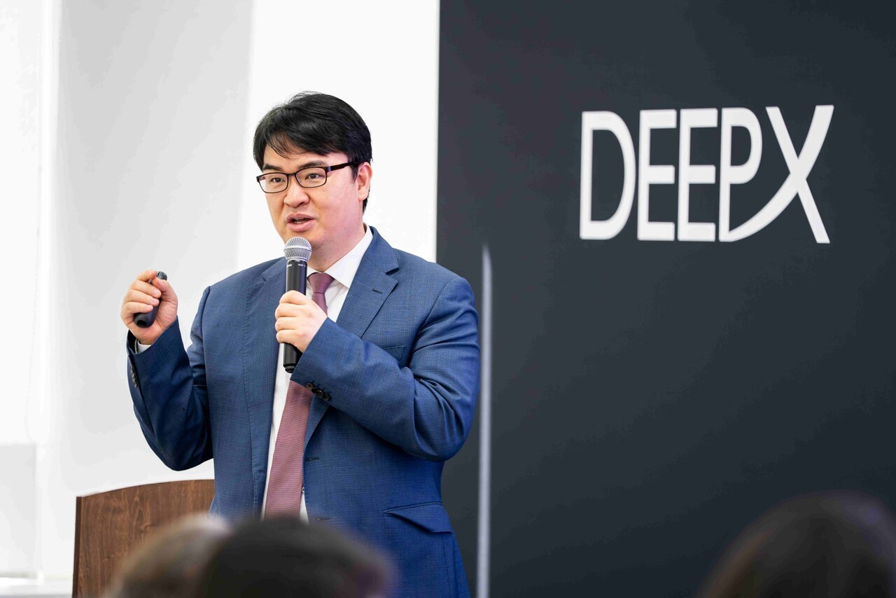 딥엑스, 현대차 공동개발 AI 컴퓨팅 솔루션 배송 로봇에 적용