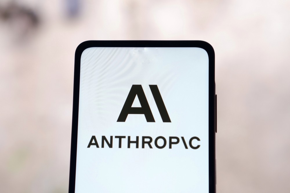 앤트로픽, 오픈AI 몸값 제치나...1337조 가치로 투자 유치 검토