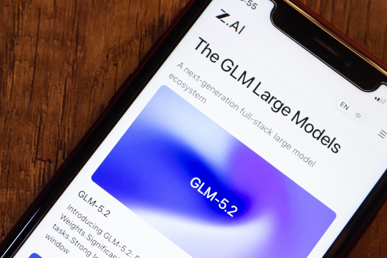 "성능은 미국 추격했지만 안전장치는 무방비"…'GLM-5.2' AI 안전성 경고