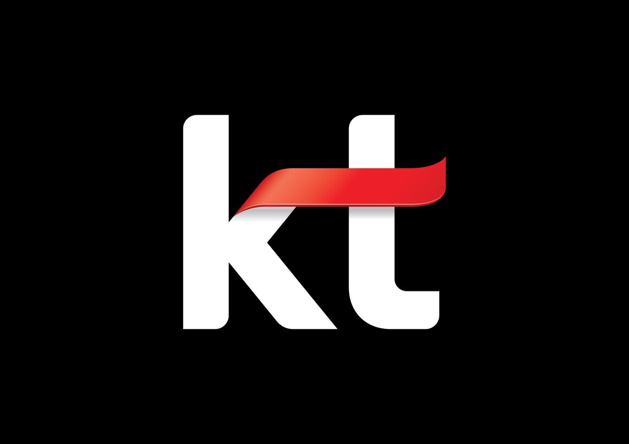 KT, 금융권 중심 AI 도입 확대…"'AX 플랫폼 컴퍼니' 전략 이어갈 것"