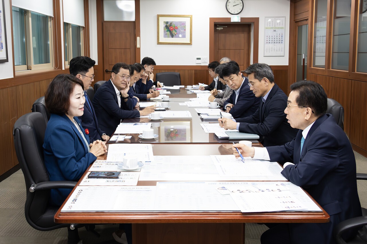 광양경자청, 여수시의회 해양도시건설위원회와 간담회 개최