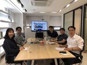 독자가 쉽게 접근할 수 있는 기사 늘려야