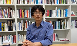 마술은 과학을 낳고, 과학은 마술을 낳고