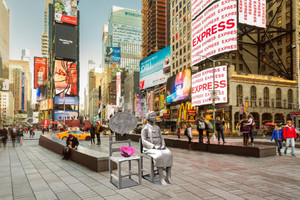 모이버, '평화의 소녀상' AR로 제작...인스타 이벤트 진행 - 뉴스 썸네일 이미지