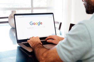 AI 시대, 구글 검색의 위기: 애플 부사장의 발언과 업계의 진단