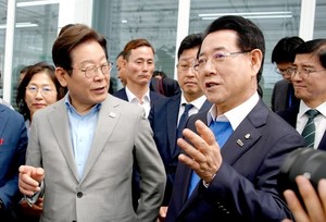 김영록 지사의 '선택적 침묵' 전략 분석: 공공성 vs. 정치적 유불리