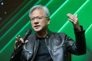 젠슨 황, 앤트로픽 AI 규제 지지 및 '일자리 감소론'에 대한 공개 비판