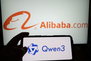 알리바바, 아이폰용 온디바이스 AI 모델 '큐원3(Qwen3)' 출시: 애플 인텔리전스 중국 출시 임박 신호